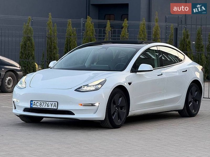 Седан Tesla Model 3 2021 в Луцке фото 2 Седан Tesla Model 3 2021 в Луцке