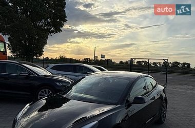 Седан Tesla Model 3 2022 в Дніпрі