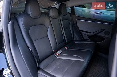 Седан Tesla Model 3 2024 в Києві