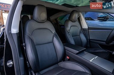 Седан Tesla Model 3 2024 в Києві