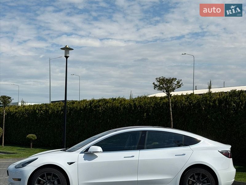 Седан Tesla Model 3 2018 в Львове фото 3 Седан Tesla Model 3 2018 в Львове