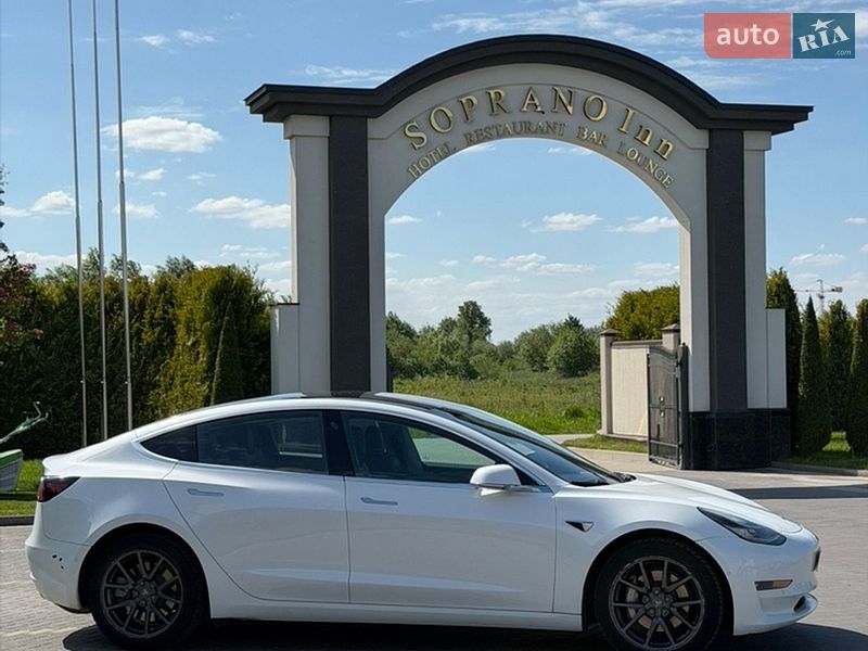 Седан Tesla Model 3 2018 в Львове фото 8 Седан Tesla Model 3 2018 в Львове