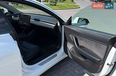 Седан Tesla Model 3 2018 в Львове фото 11 Седан Tesla Model 3 2018 в Львове