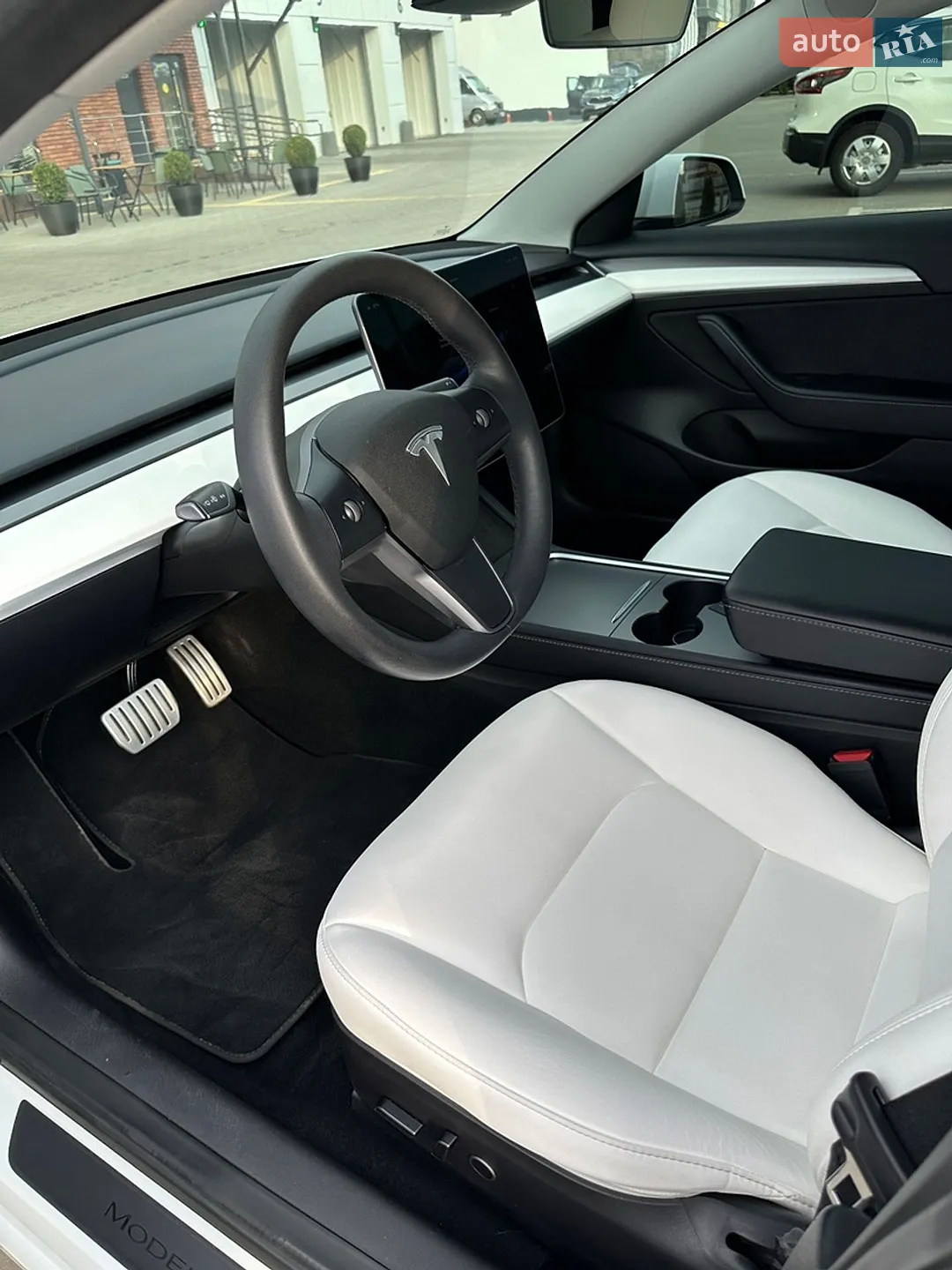 2022 Tesla Model 3 - мініатюра 11