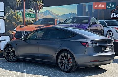 Седан Tesla Model 3 2022 в Львові