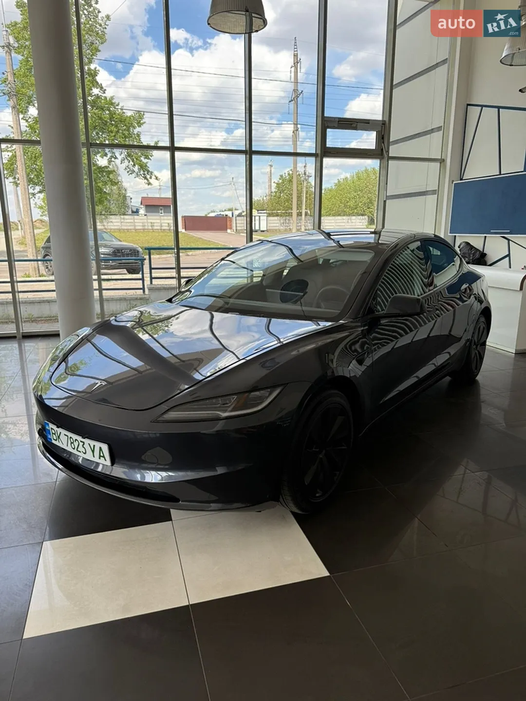 2024 Tesla Model 3 - мініатюра 2