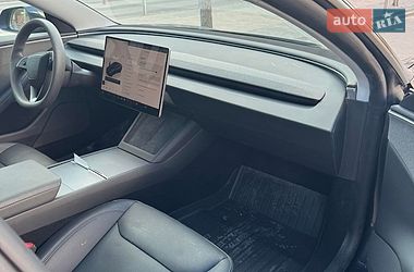 Седан Tesla Model 3 2025 в Києві