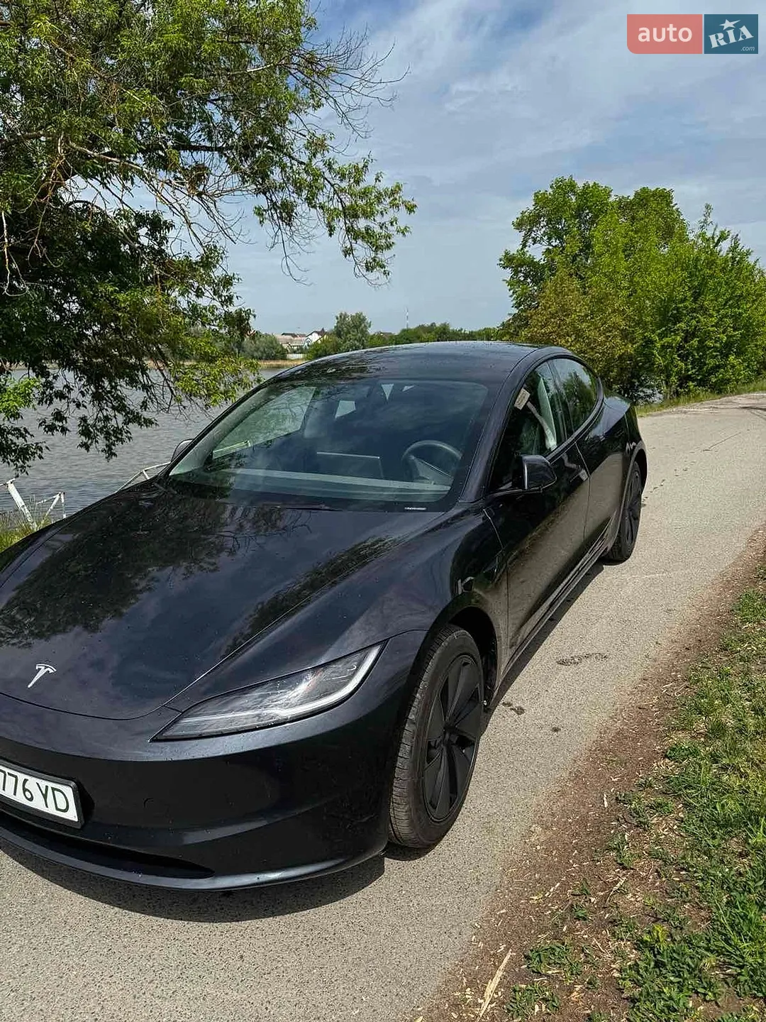 2025 Tesla Model 3 - мініатюра 2