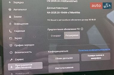 Седан Tesla Model 3 2018 в Киеве