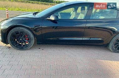 Седан Tesla Model 3 2022 в Рівному