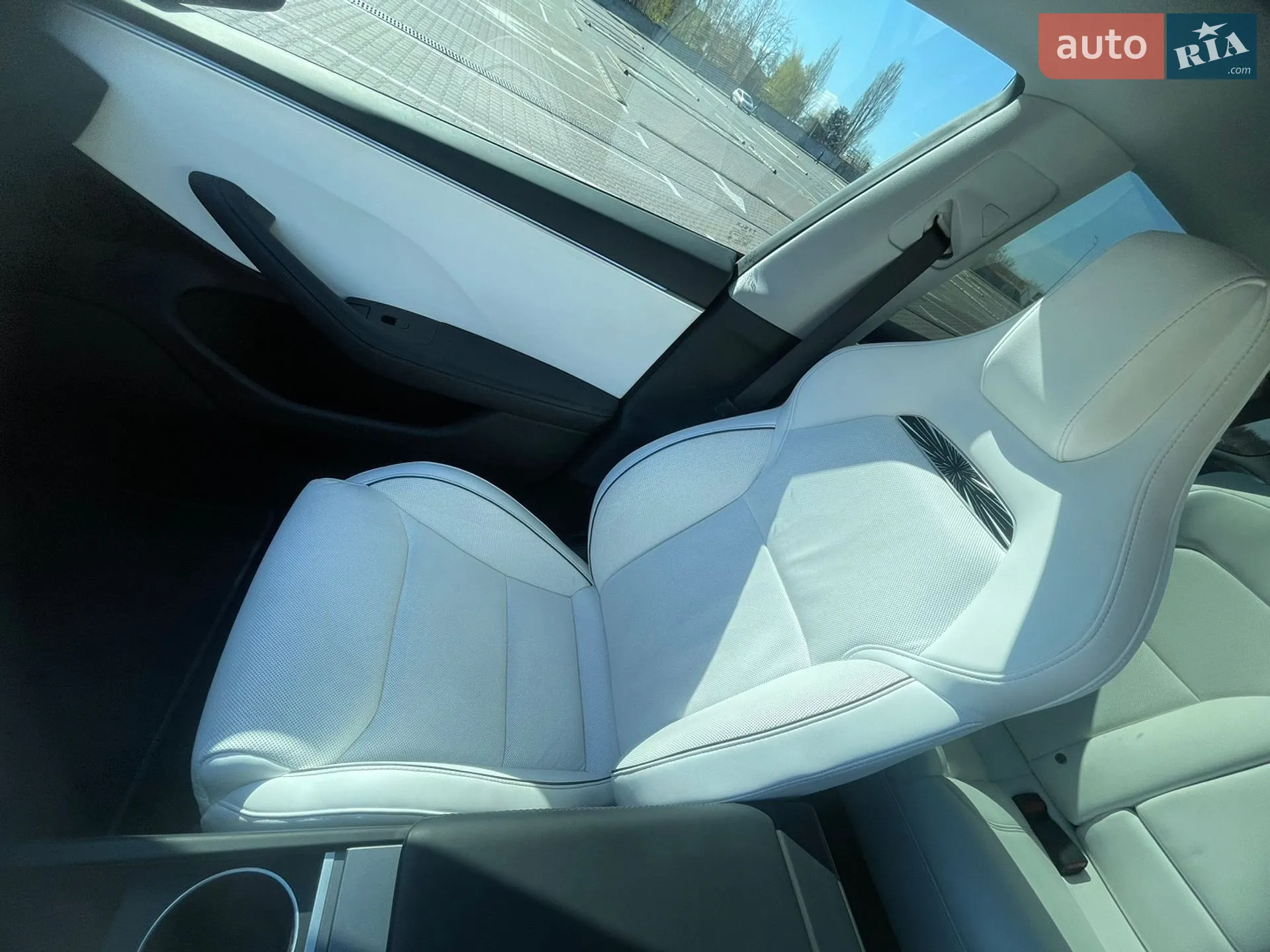 2024 Tesla Model 3 - мініатюра 10
