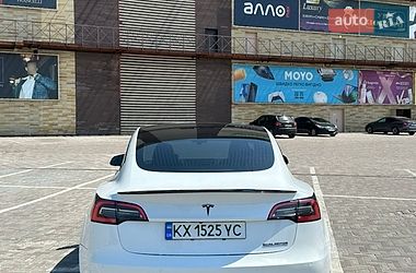 Седан Tesla Model 3 2020 в Харькове