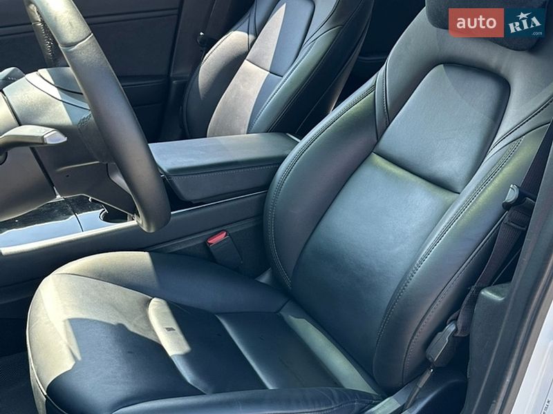 Седан Tesla Model 3 2020 в Харькове