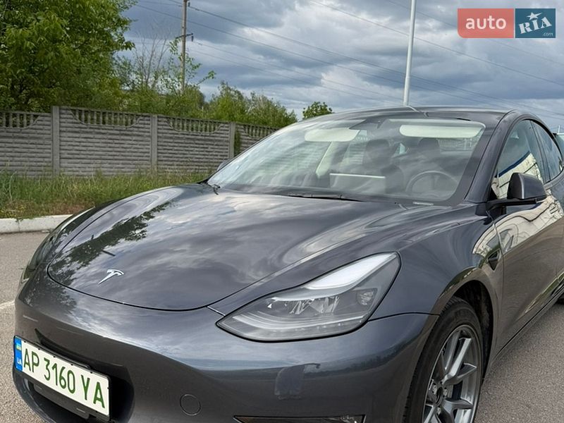 Седан Tesla Model 3 2022 в Запорожье