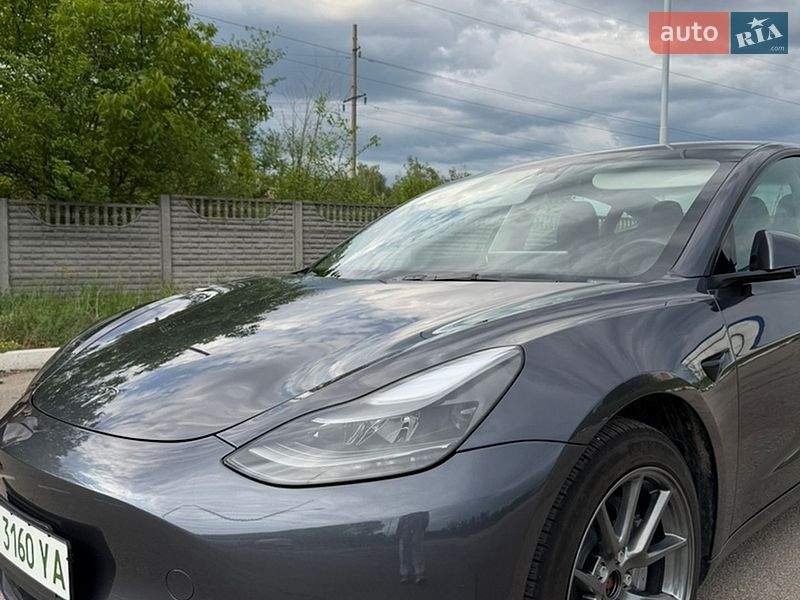 Седан Tesla Model 3 2022 в Запорожье