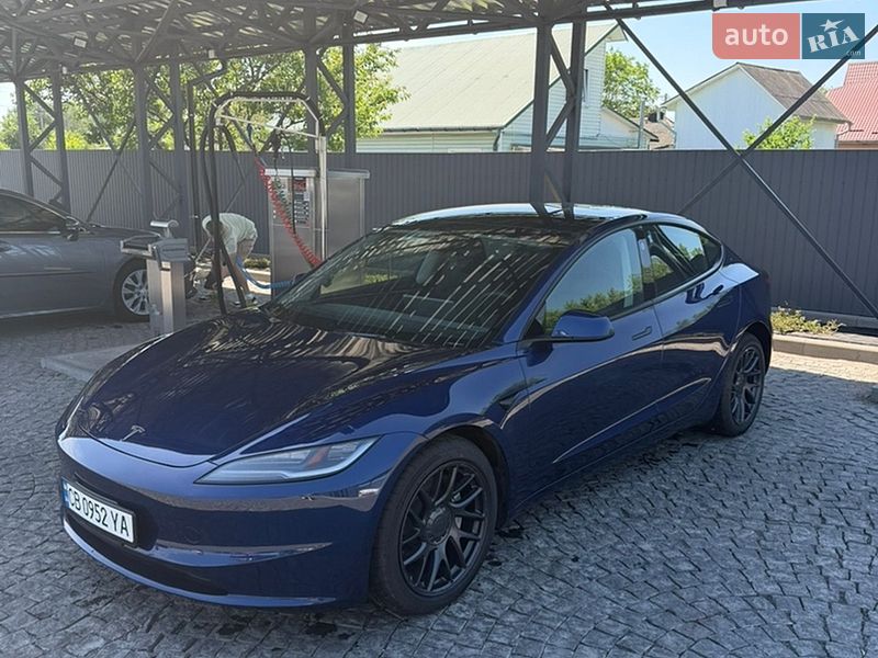 Седан Tesla Model 3 2024 в Киеве фото 2 Седан Tesla Model 3 2024 в Киеве