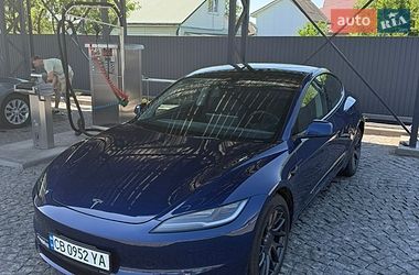 Седан Tesla Model 3 2024 в Киеве фото 4 Седан Tesla Model 3 2024 в Киеве