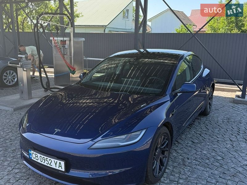 Седан Tesla Model 3 2024 в Киеве фото 4 Седан Tesla Model 3 2024 в Киеве