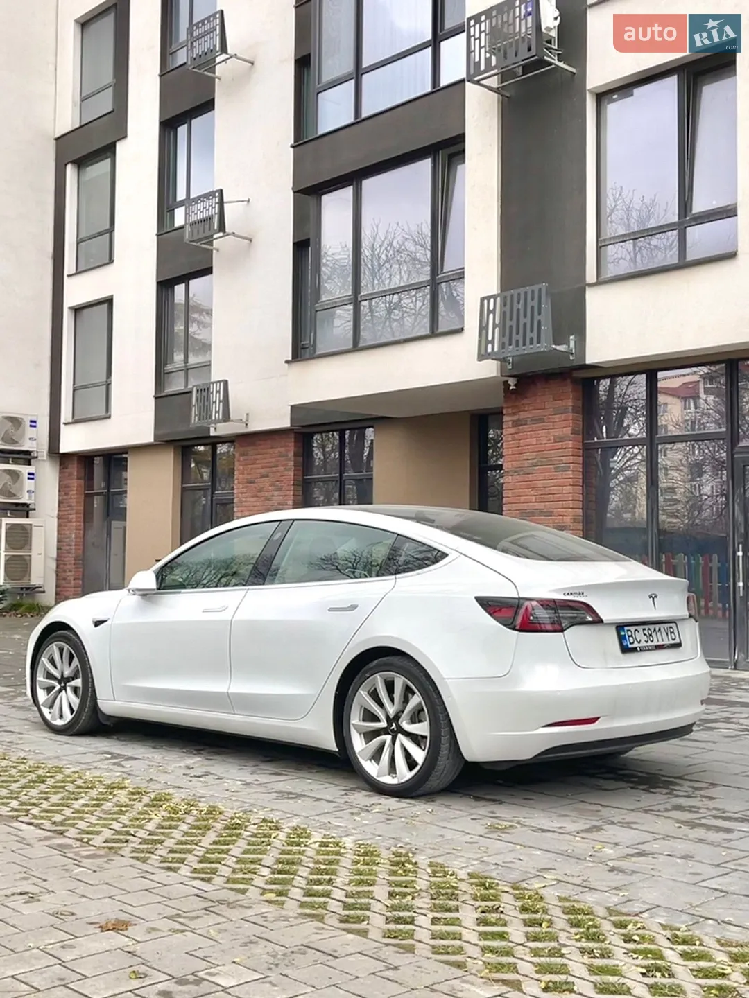 2020 Tesla Model 3 - мініатюра 5