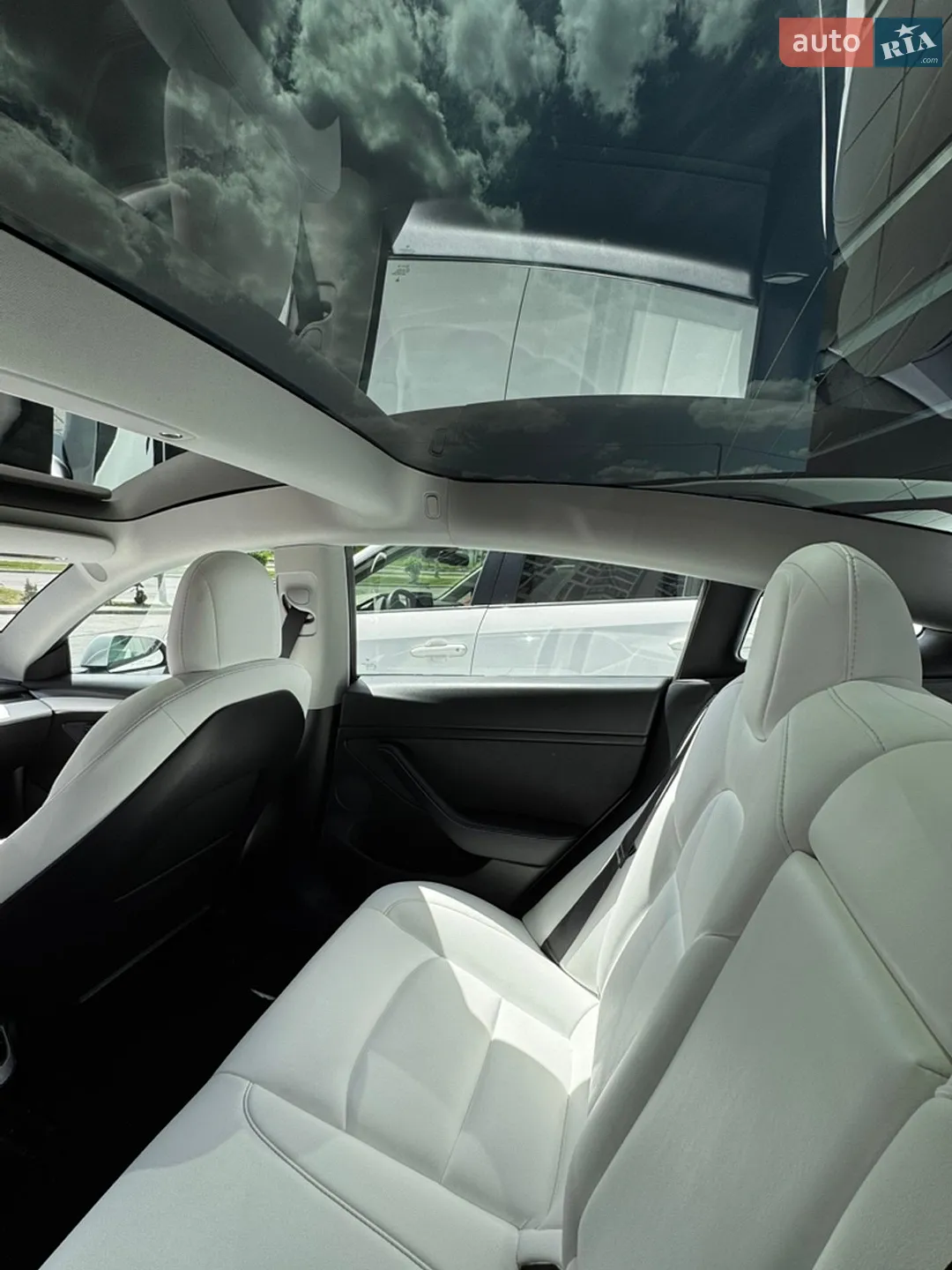 2022 Tesla Model 3 - мініатюра 8
