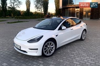 Седан Tesla Model 3 2022 в Хмельницком