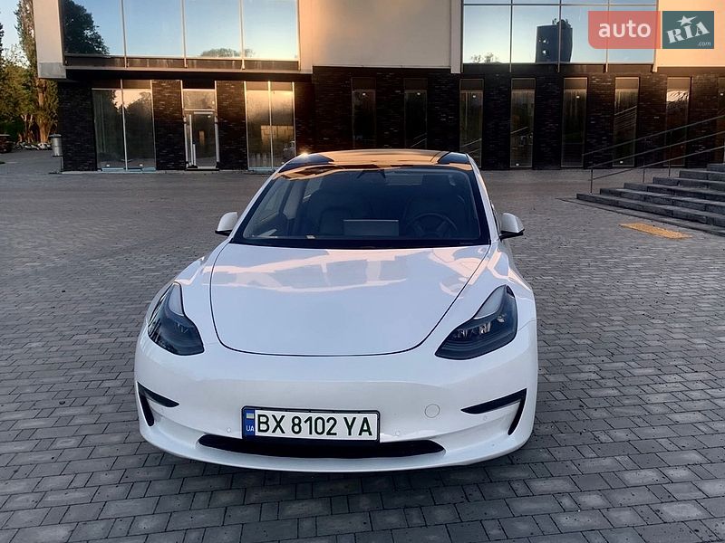Седан Tesla Model 3 2022 в Хмельницькому
