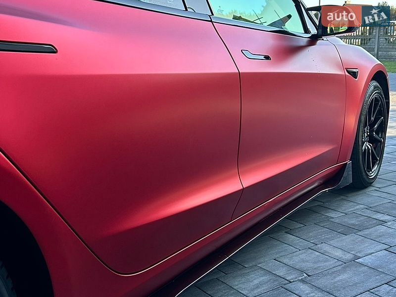 Седан Tesla Model 3 2019 в Львові фото 16 Седан Tesla Model 3 2019 в Львові