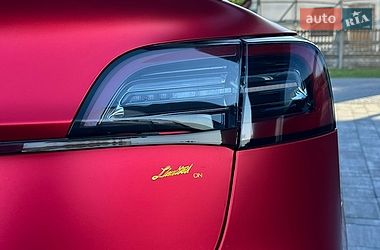 Седан Tesla Model 3 2019 в Львове