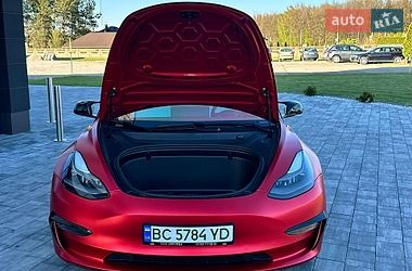 Седан Tesla Model 3 2019 в Львові фото 42 Седан Tesla Model 3 2019 в Львові