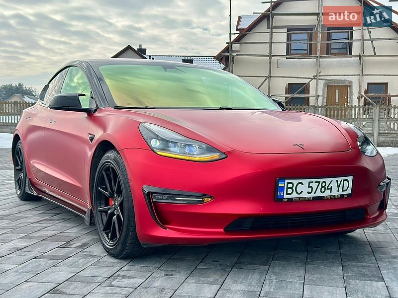 Седан Tesla Model 3 2019 в Львові фото 73 Седан Tesla Model 3 2019 в Львові