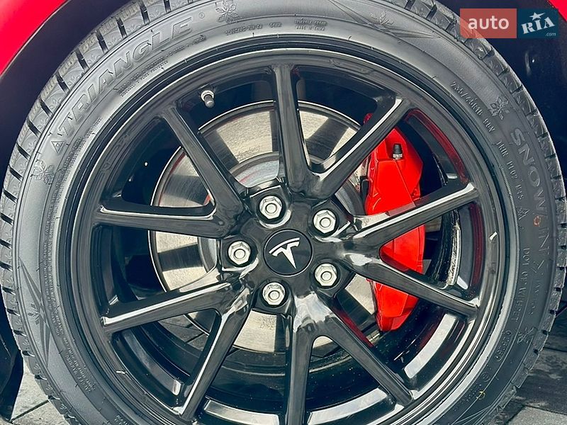 Седан Tesla Model 3 2019 в Львові фото 82 Седан Tesla Model 3 2019 в Львові