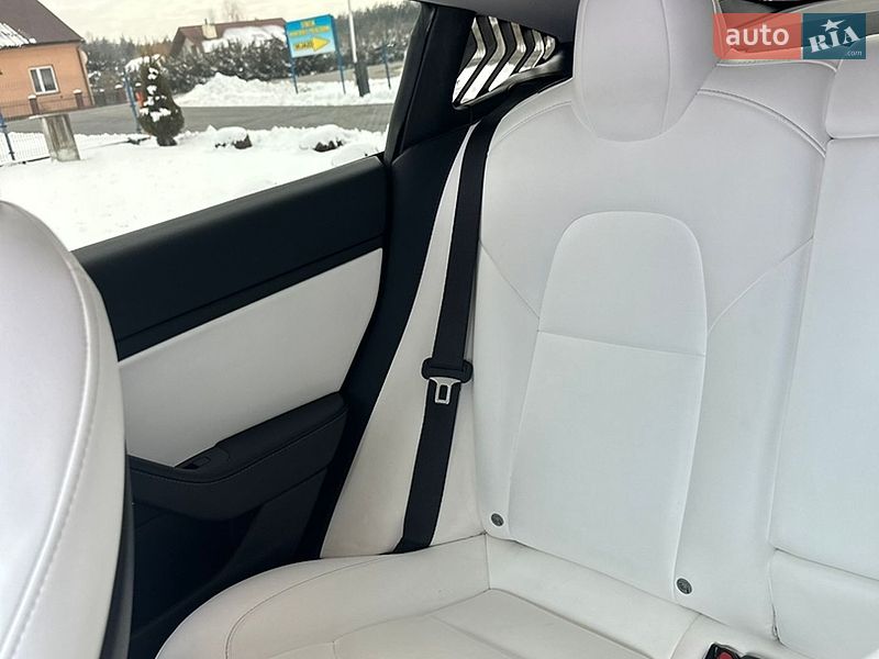 Седан Tesla Model 3 2019 в Львові фото 86 Седан Tesla Model 3 2019 в Львові