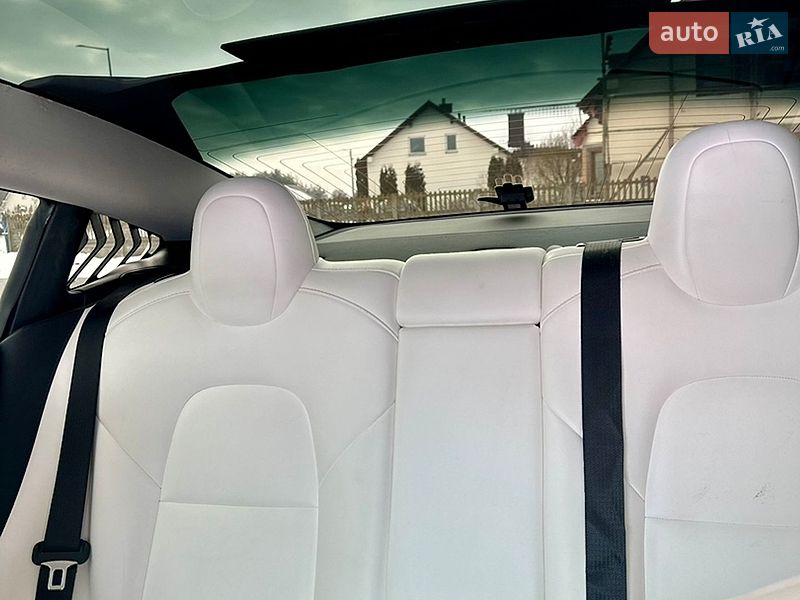Седан Tesla Model 3 2019 в Львові фото 87 Седан Tesla Model 3 2019 в Львові