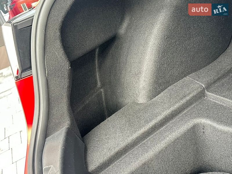 Седан Tesla Model 3 2019 в Львові фото 91 Седан Tesla Model 3 2019 в Львові