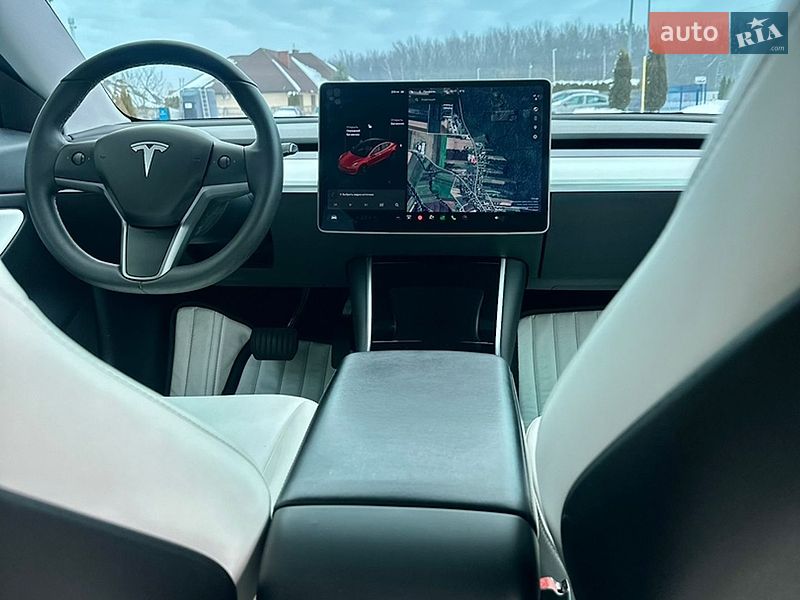 Седан Tesla Model 3 2019 в Львові фото 94 Седан Tesla Model 3 2019 в Львові