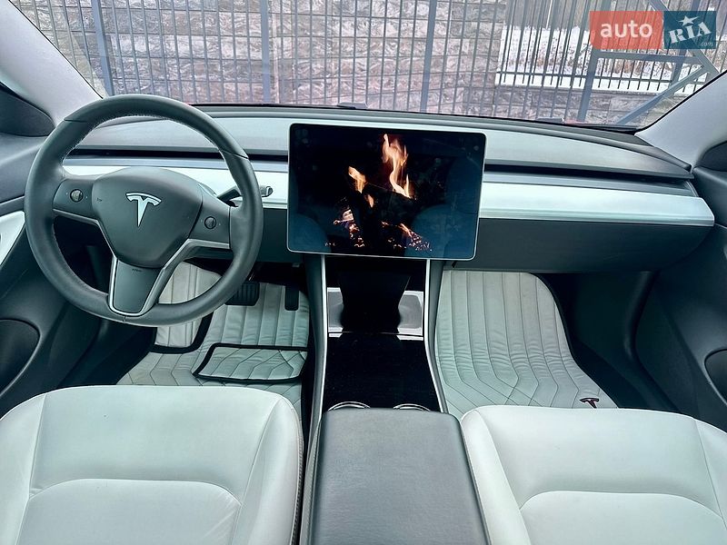 Седан Tesla Model 3 2019 в Львові фото 101 Седан Tesla Model 3 2019 в Львові