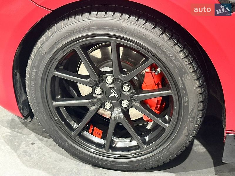 Седан Tesla Model 3 2019 в Львові фото 111 Седан Tesla Model 3 2019 в Львові