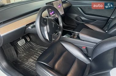Седан Tesla Model 3 2019 в Кам'янському