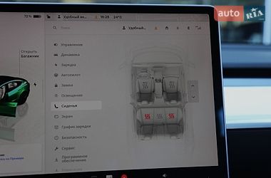 Седан Tesla Model 3 2022 в Києві