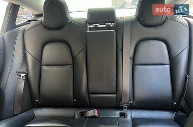 Седан Tesla Model 3 2018 в Киеве