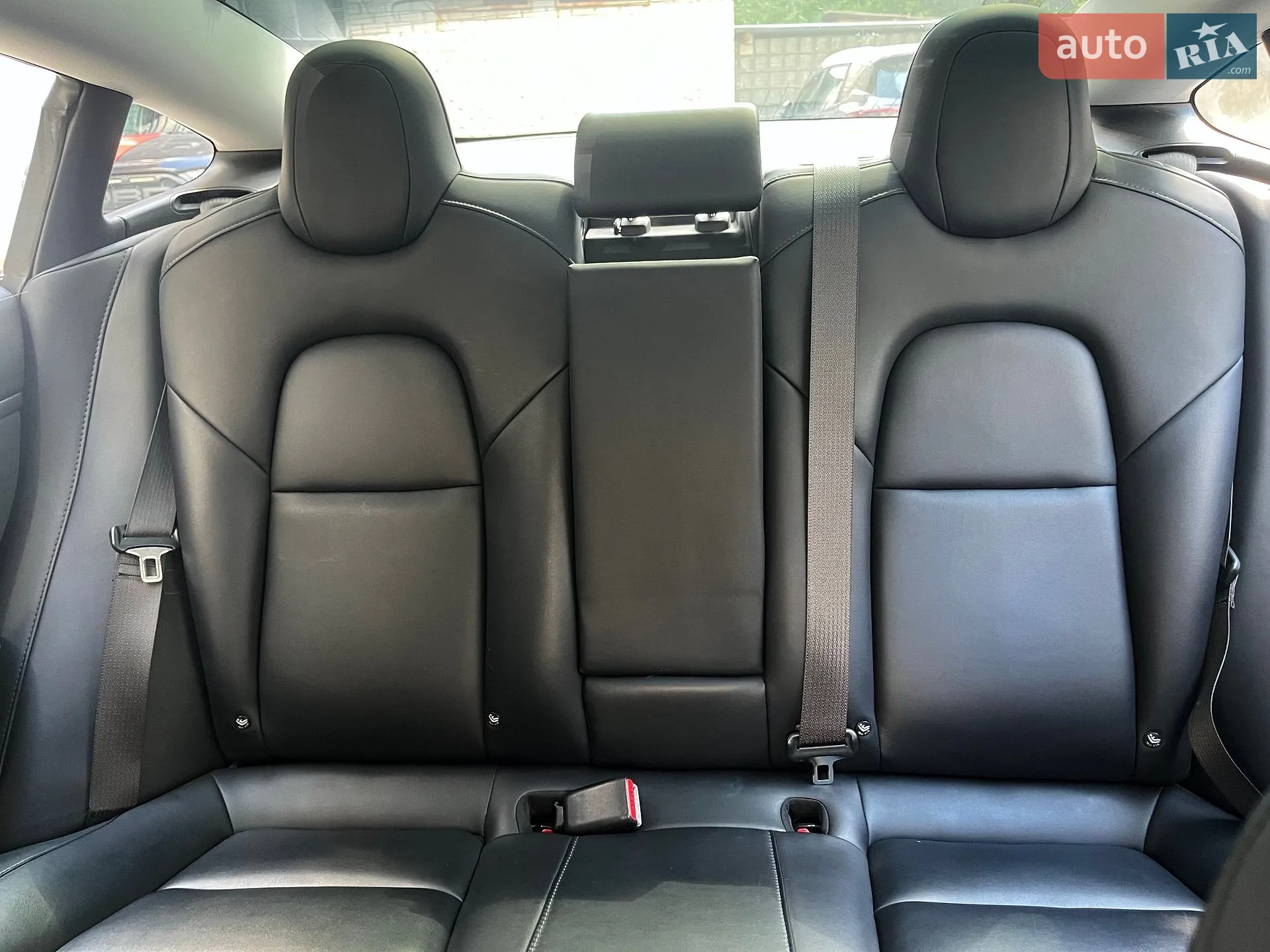 2018 Tesla Model 3 - мініатюра 9