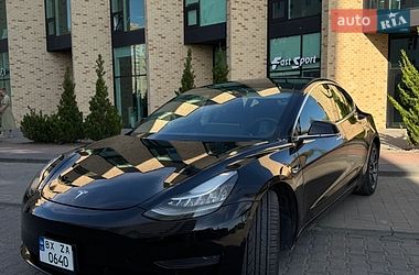 Седан Tesla Model 3 2020 в Хмельницькому
