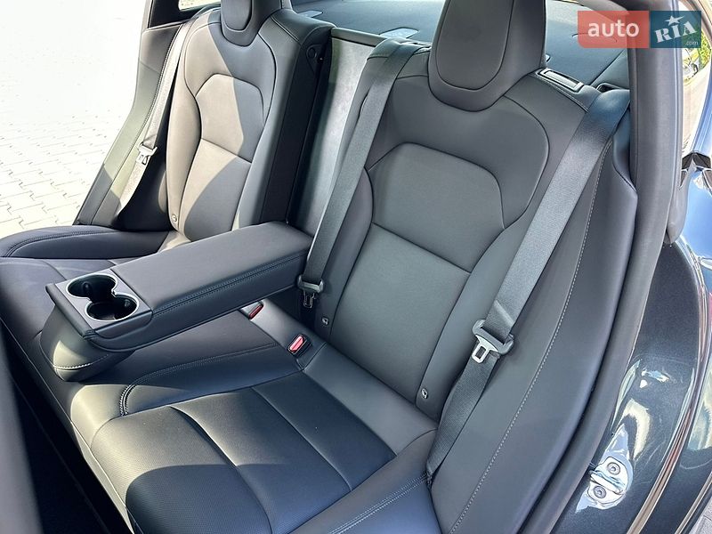 Седан Tesla Model 3 2024 в Софиевской Борщаговке