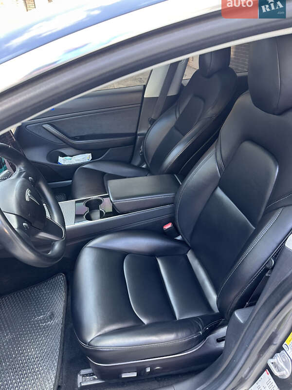 Седан Tesla Model 3 2018 в Святопетрівське фото 2 Седан Tesla Model 3 2018 в Святопетрівське