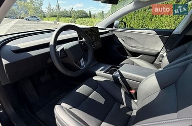 Седан Tesla Model 3 2025 в Днепре
