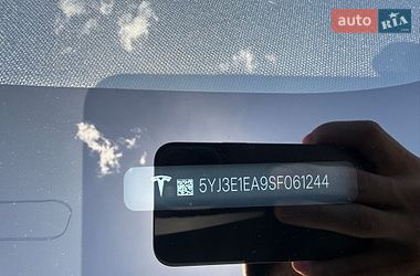 Седан Tesla Model 3 2025 в Днепре