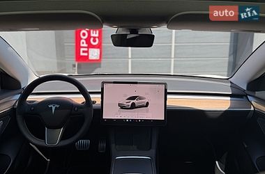 Седан Tesla Model 3 2023 в Киеве