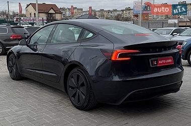 Седан Tesla Model 3 2024 в Кропивницькому