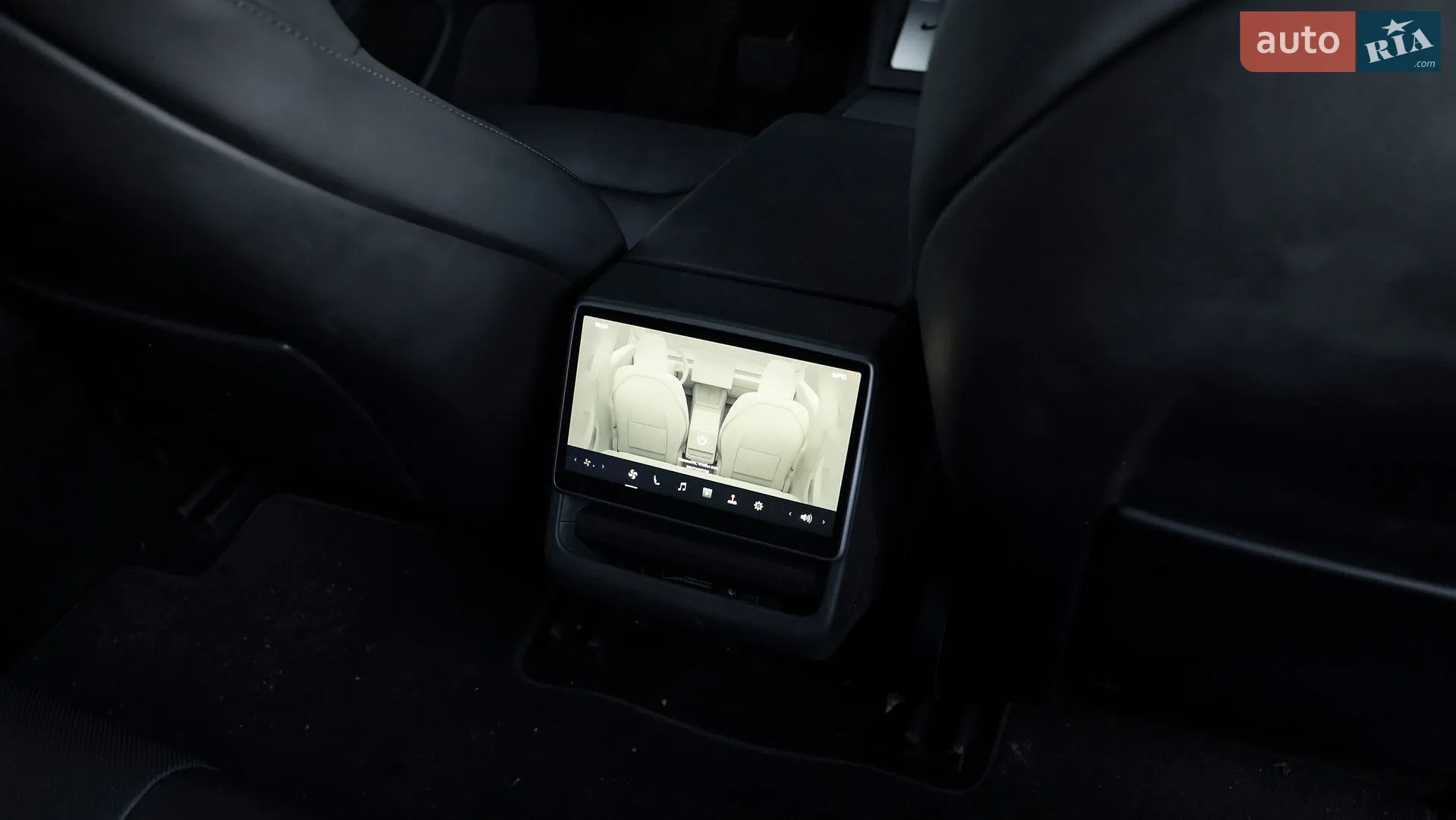 2024 Tesla Model 3 - мініатюра 24
