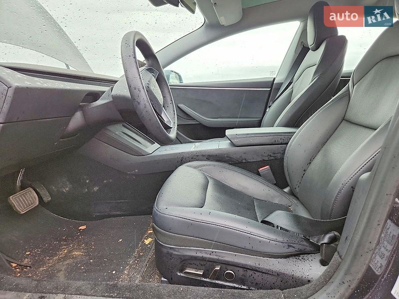 Седан Tesla Model 3 2024 в Киеве